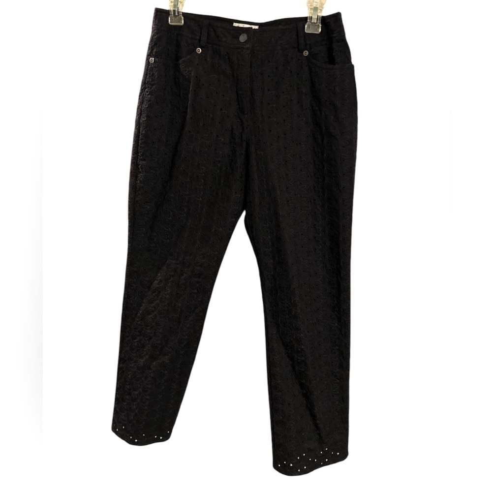 Betu sport Black Eyelet pants size 8 NWT